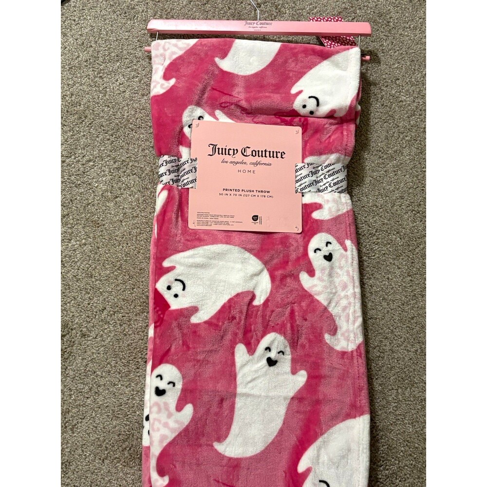 Juicy Couture Home Plush Throw Blanket Pink/White Ghost Print 50 x 70 in